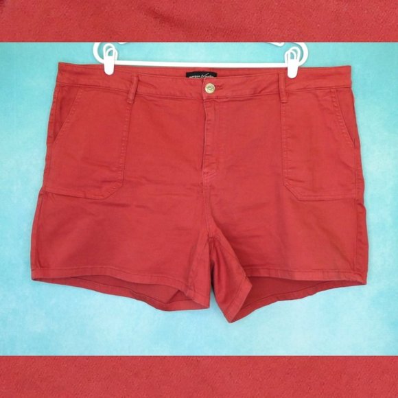 Morgan & Walker Red Shorts Size 22 - Picture 2 of 7
